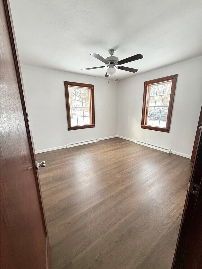 Building Photo - 56 Pine Trail