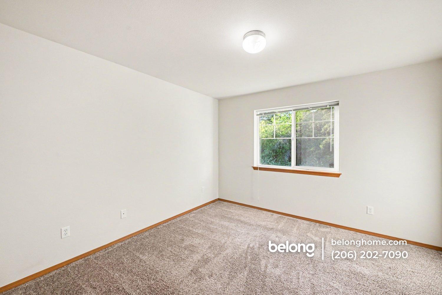 Building Photo - 14818 36th Ave Ct E
