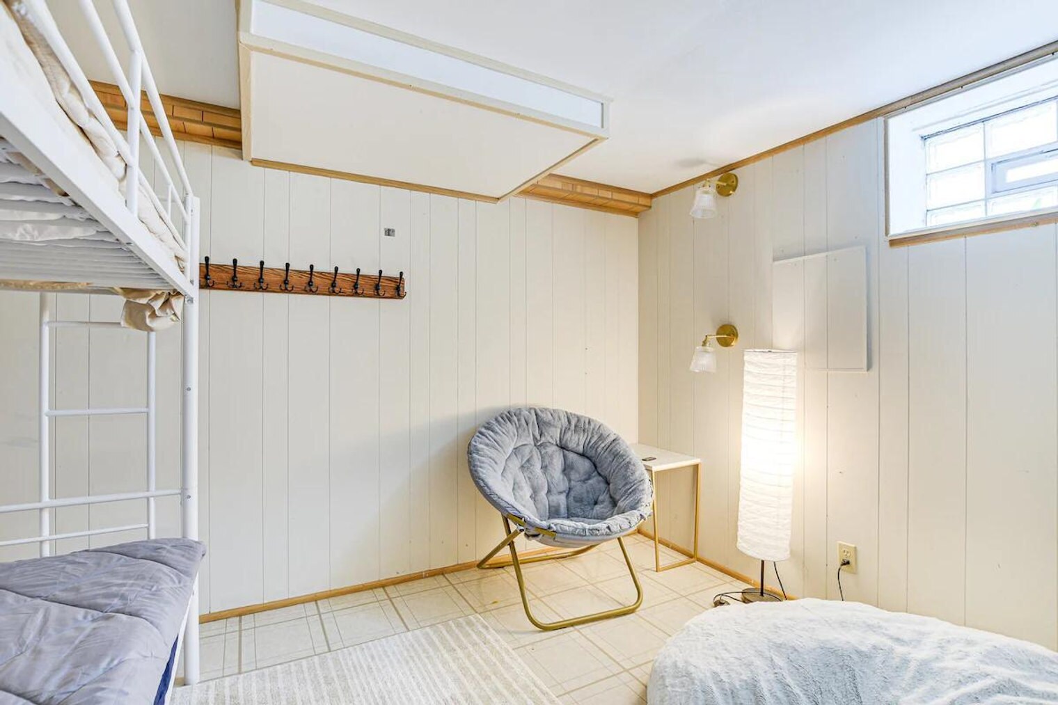 Building Photo - 1512 Mulford St