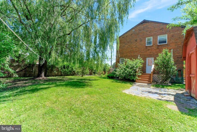 Building Photo - 2600 Arvin St