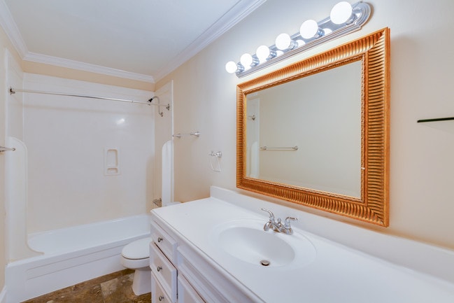 Building Photo - 2322 Richton