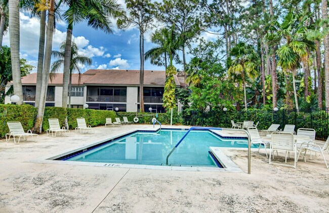 Building Photo - 5520 Coach House Cir