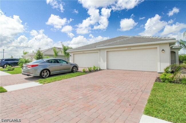 Building Photo - 2156 Dragonfruit Wy