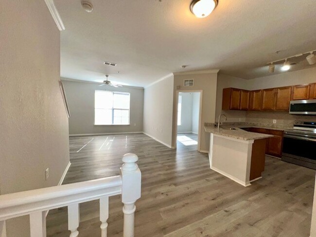 Building Photo - RECENTLY REMODELED- Wonderful 2X2 with off...