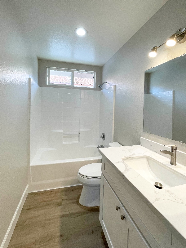 Building Photo - 11595 Compass Point Dr N
