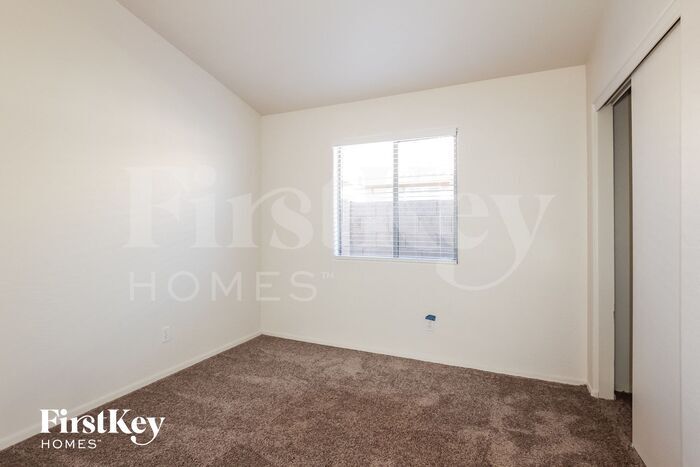Building Photo - 17750 N White Horse Trail