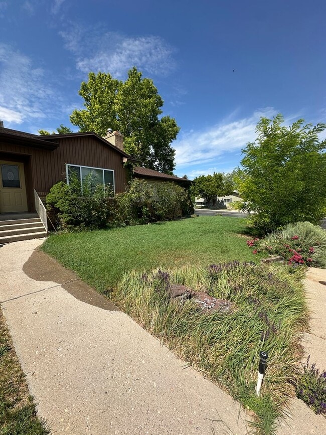 Building Photo - 2269 W Skyview Dr