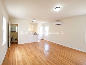 Building Photo - 6229 1/2 Cerritos Ave.-
