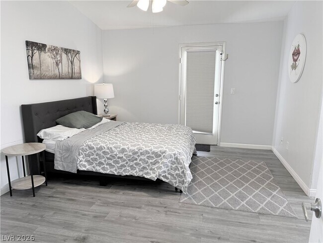 Building Photo - 4216 Totano Dr