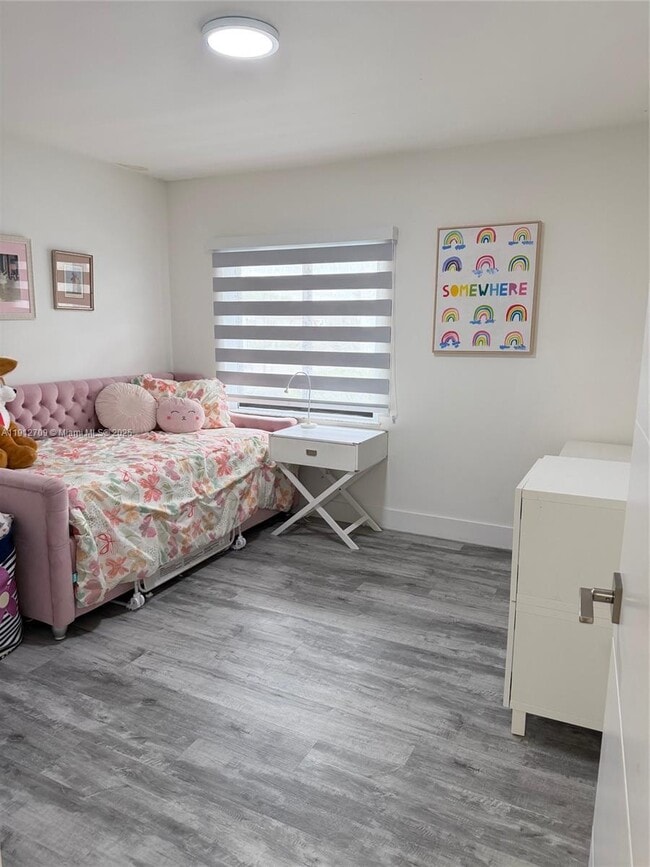 Building Photo - 1271 SW 124th Ct