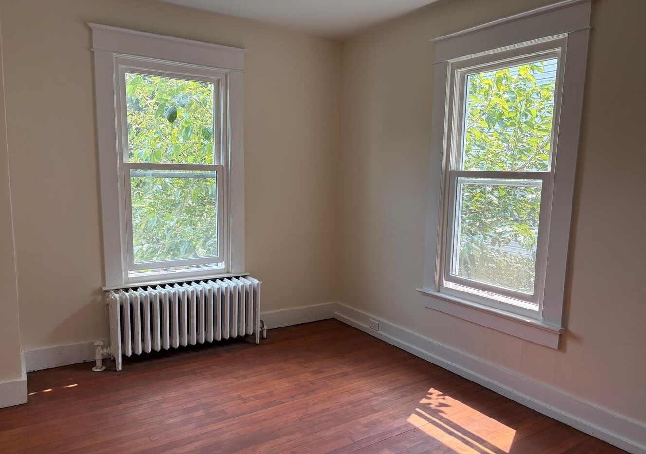 Bedroom - 56 Cedar St