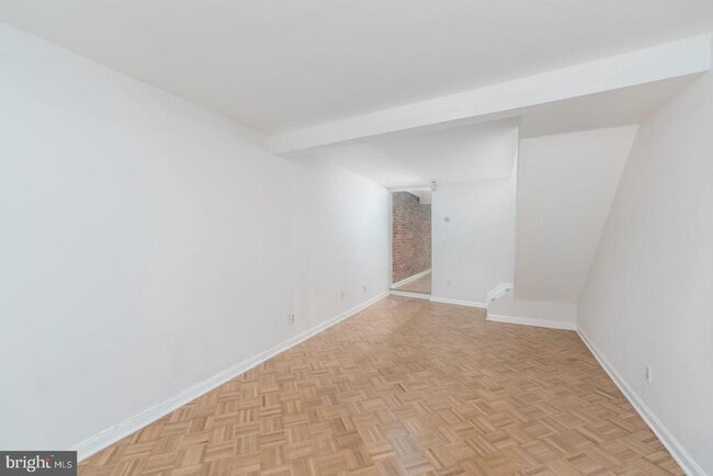 Building Photo - 1044 Patapsco St