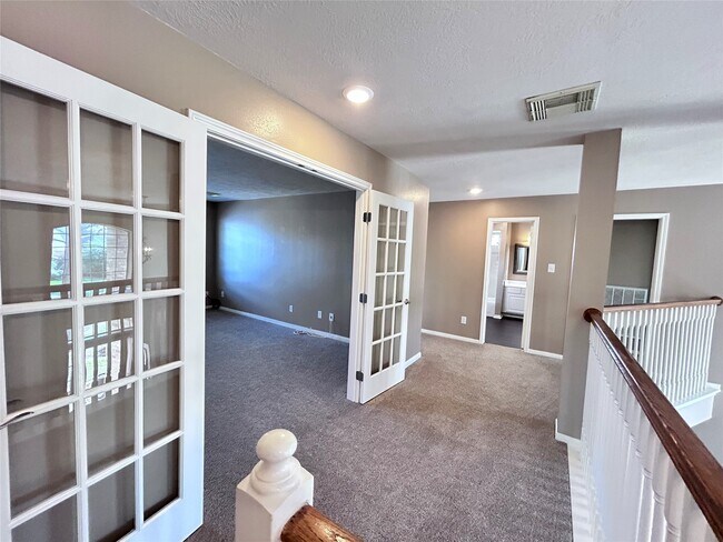 Building Photo - 3411 Bay Breeze Dr