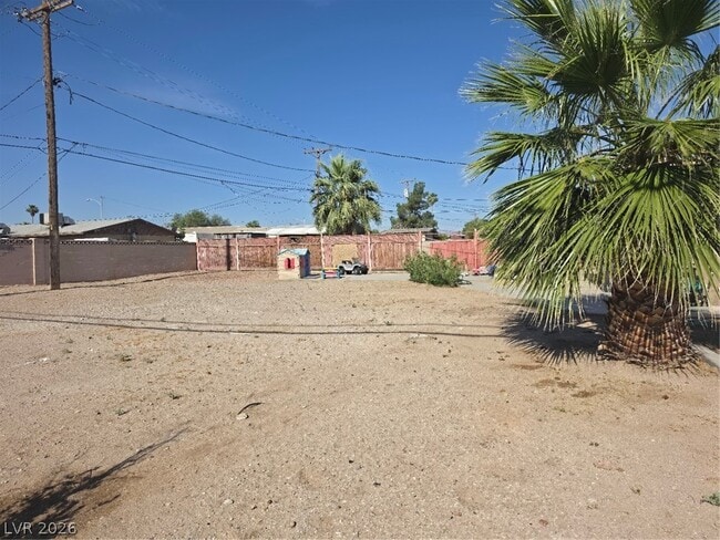 Building Photo - 1809 Putnam Ave