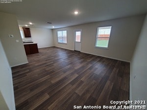 Building Photo - 743 Retama Pass
