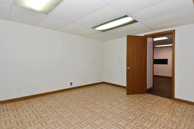 Building Photo - 980 Manresa Ln