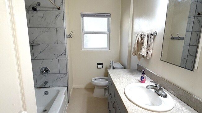 Building Photo - 3590 Cedar Ave