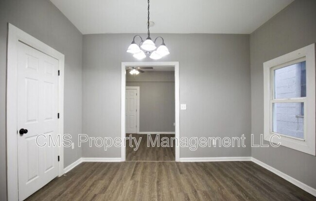 Building Photo - 374 E Westfield Ave