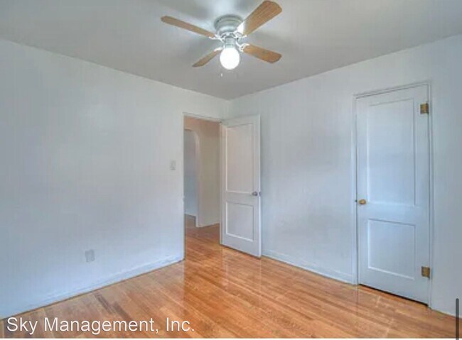 Building Photo - 3 br, 2 bath House - 1400 Buena Vista Dr SE