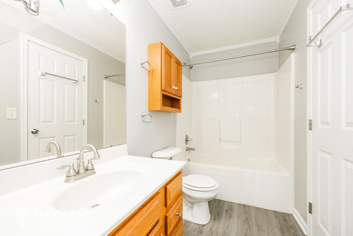 Building Photo - 3201 Shallow Creek Cir