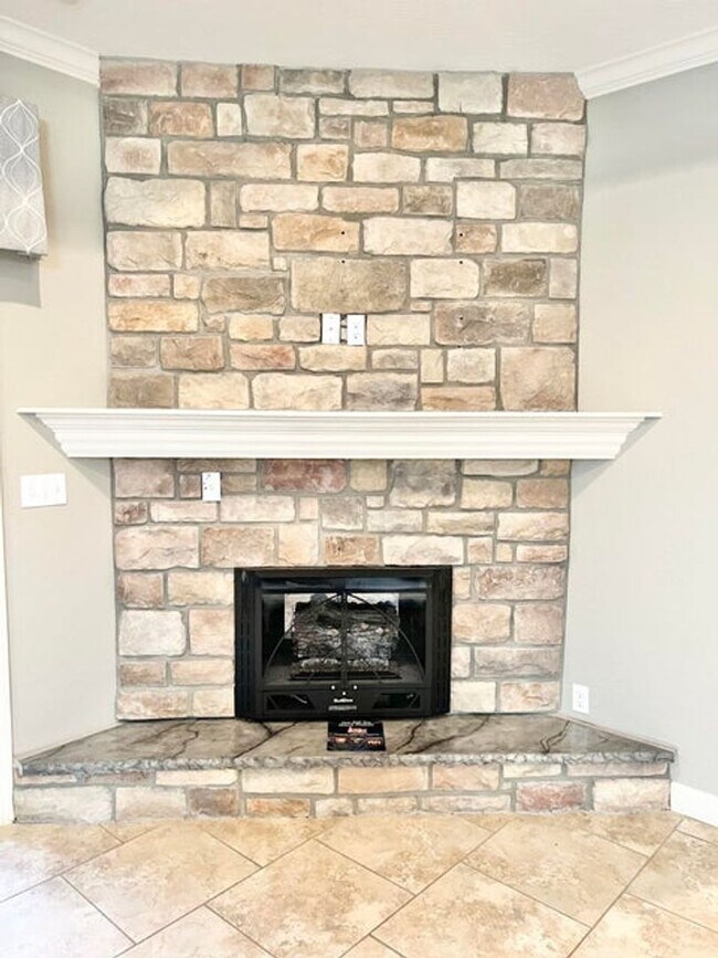 Building Photo - Duplex in Siena Estates at Branson Hills