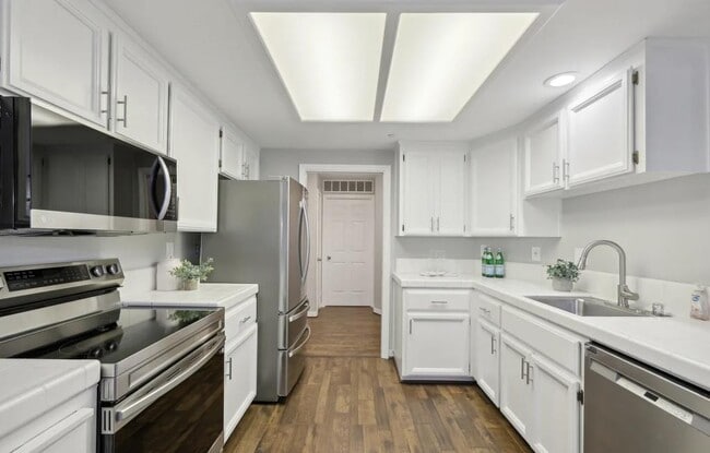 Building Photo - 22530 3rd St