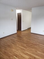 Building Photo - 308 W C St