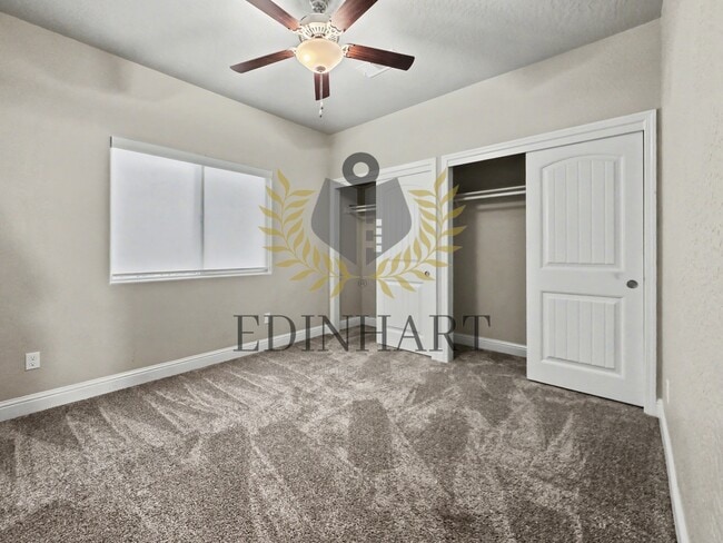 Building Photo - 1132 S Simon St