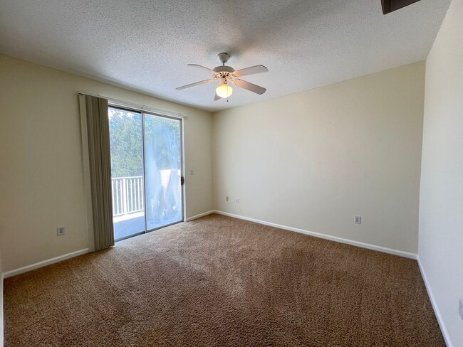 Building Photo - Perfect apartment waiting for you!