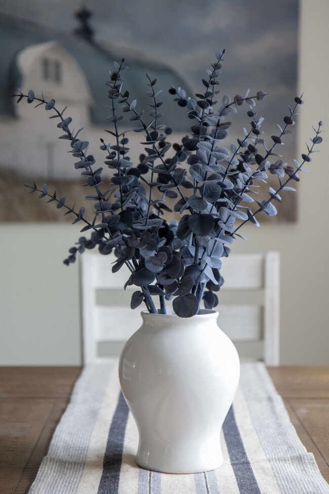 Building Photo - 37 Main Rd N