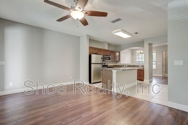 Building Photo - 4220 Plantation Oaks Blvd