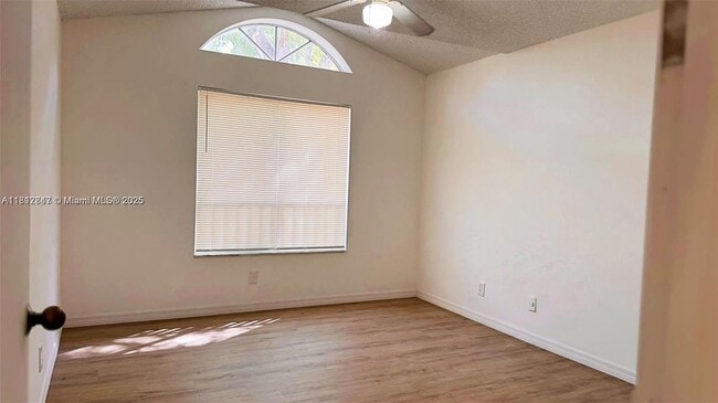 Building Photo - 1084 Coral Club Dr