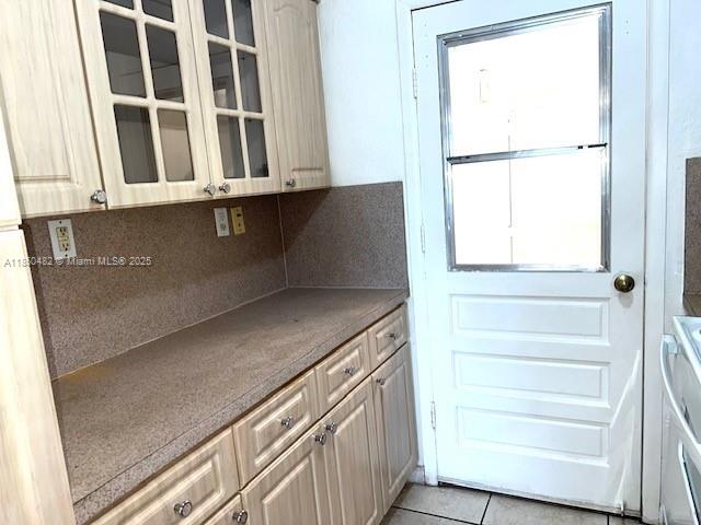 Building Photo - 500 SW 51st Ave