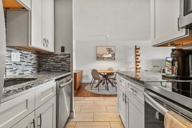 Building Photo - 4800 Hale Pky