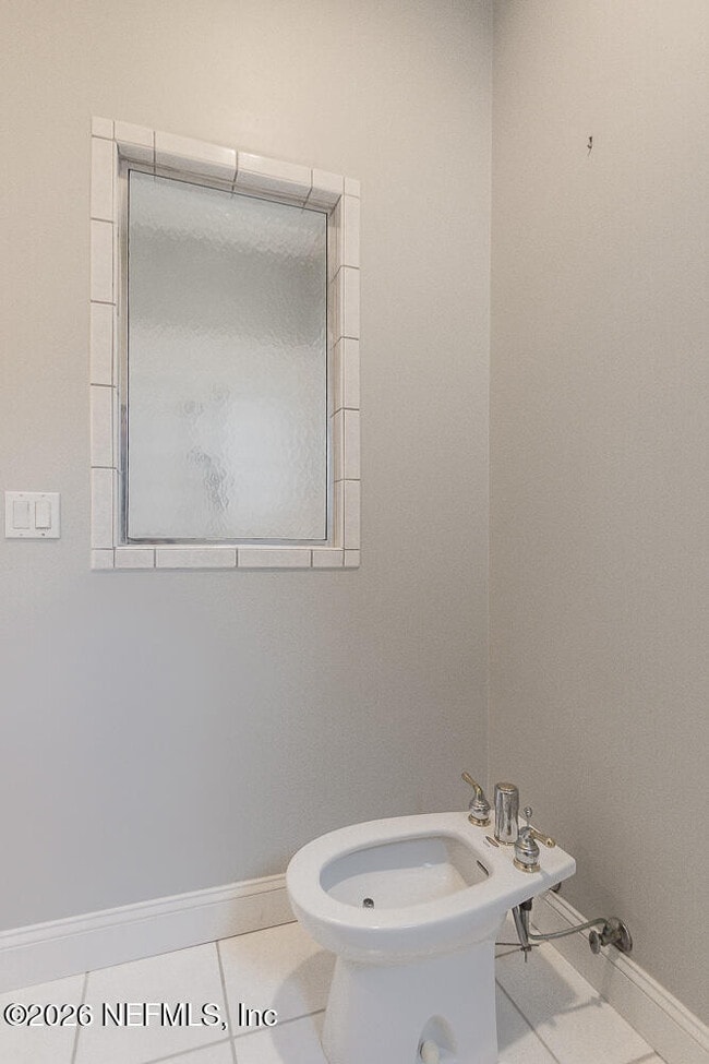 Building Photo - 5466 River Trail Rd N