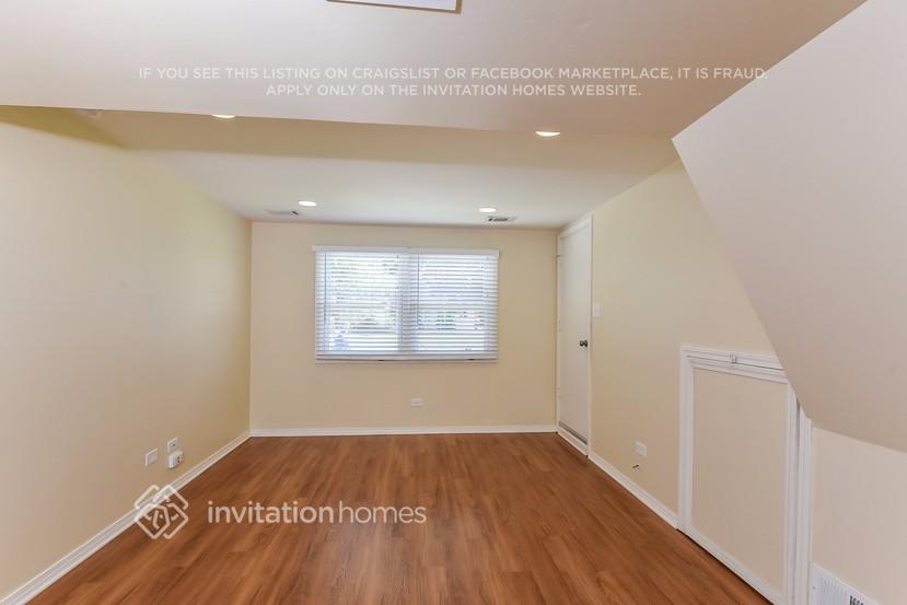 Building Photo - 7522 164th Pl