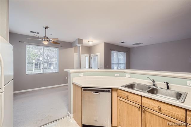 Building Photo - 8358 S Independence Cir