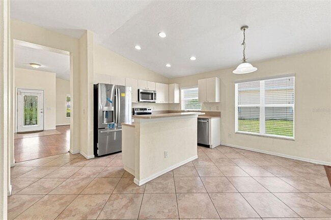 Building Photo - 11331 Coconut Island Dr