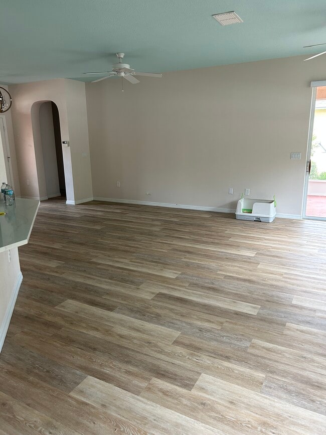 Building Photo - 8303 SW 82nd Cir
