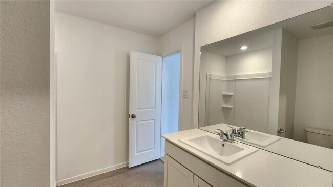 Building Photo - 16723 Old Wagon Wy