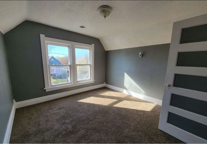 Building Photo - 518 Sandusky St