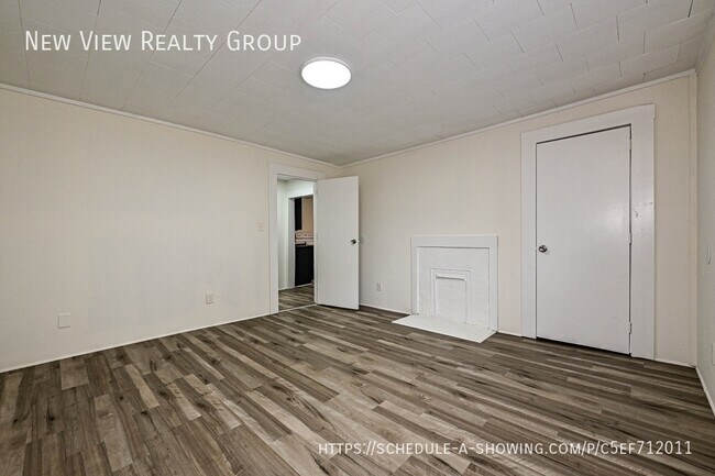 Building Photo - 3619 Little Mountain Rd