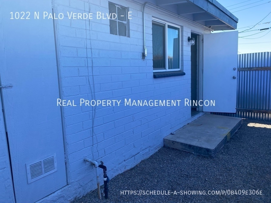 Building Photo - 1022 N Palo Verde Blvd