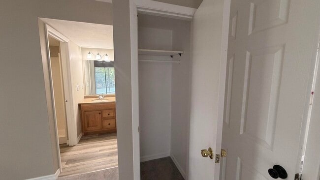 Building Photo - 3302 SE Aster Ln