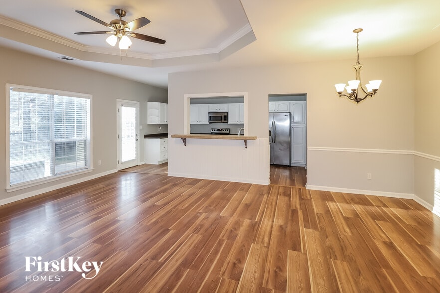 Building Photo - 101 Deer Ridge Dr