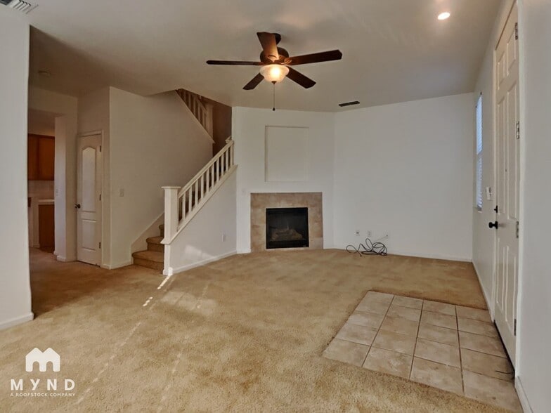 Building Photo - 10 Shadmoor Pl