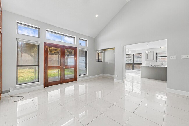 Building Photo - 7223 Mission Ct Dr