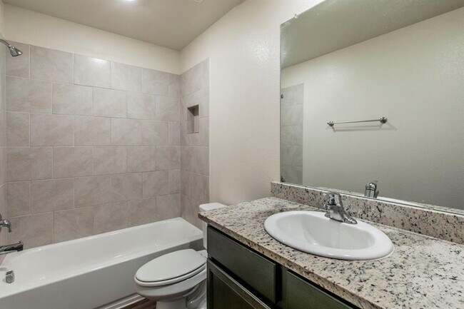 Building Photo - 136 Allington Cir