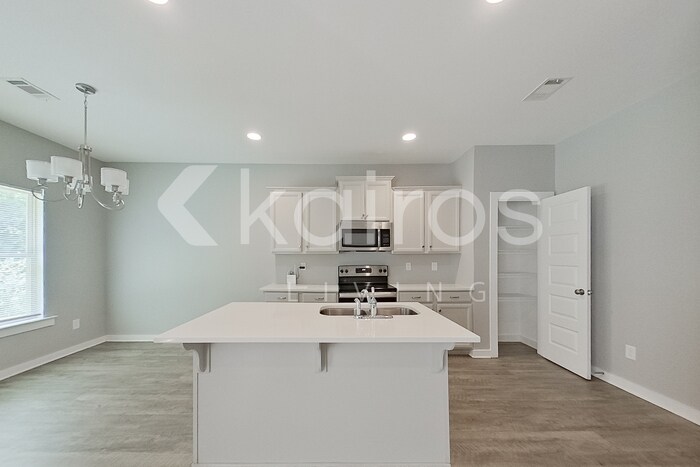Building Photo - 11551 Crimson Ridge Rd