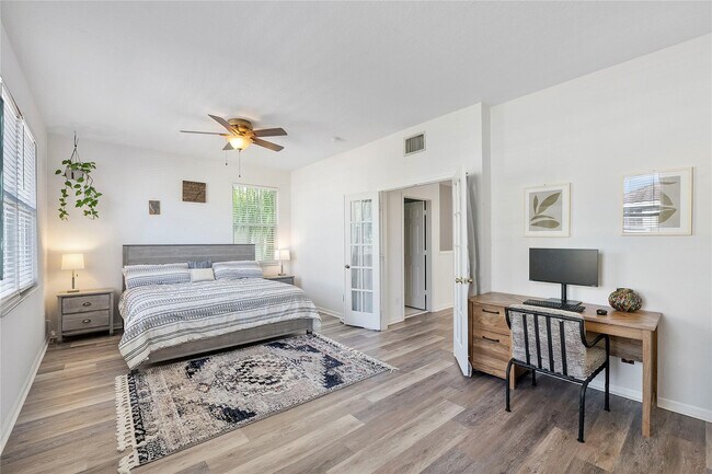 Building Photo - 10573 NW 56th Pl